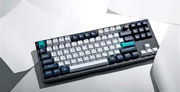 Head-to-Head: Keychron Q3 Ultra 8K vs Macbook Pro 16 Inch M5 Pro (Detailed Comparison)